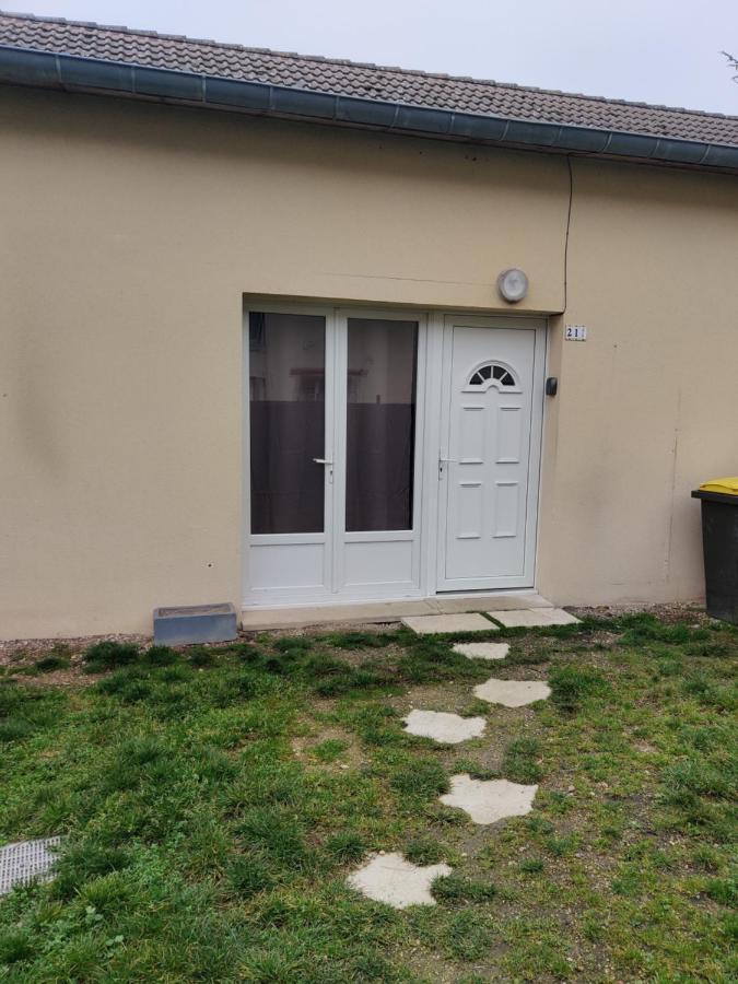 Maison 3 Chambres. Cour Privative 2 Places De Parking Privatives Apartment