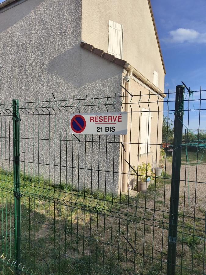 Maison 3 Chambres. Cour Privative 2 Places De Parking Privatives