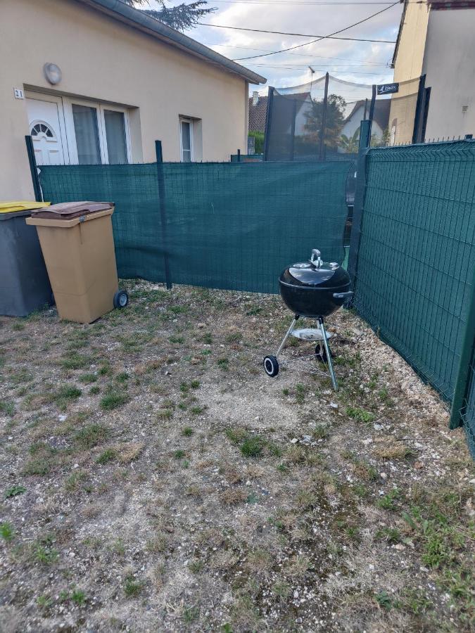 Maison 3 Chambres. Cour Privative 2 Places De Parking Privatives Apartment *